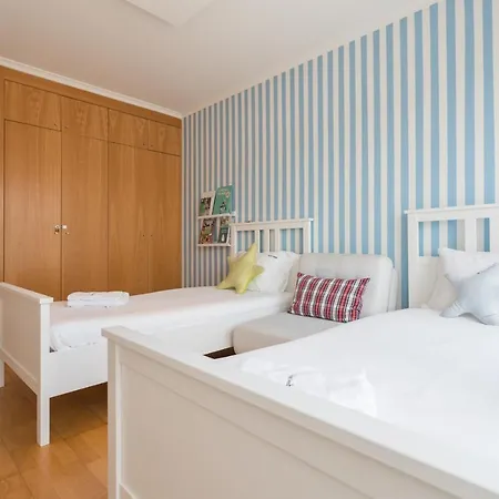 Flh Alcantara Family Apartamento